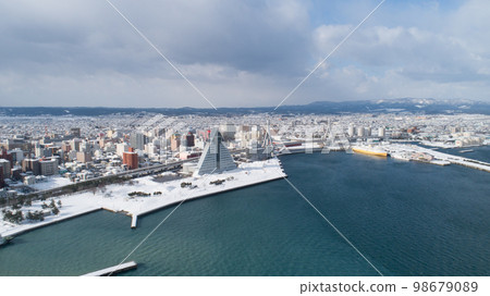 [Aomori Prefecture] Aomori City in winter 98679089