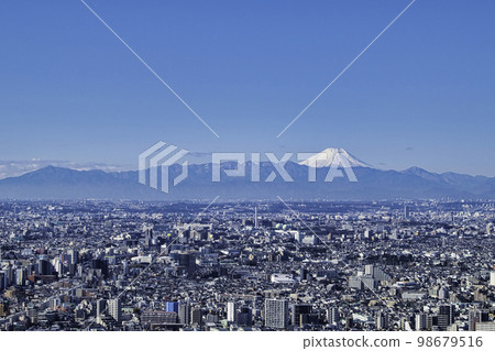 View of Mt.Fuji and Tanzawa mountains in winter from Tokyo Metropolitan Government South Observatory View of Mt.Fuji and Tanzawa mountains in winter from Tokyo Metropolitan Government South Observatory 98679516