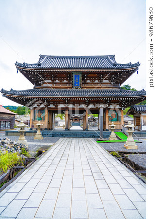 Sacred place Osorezan Sanmon (Mutsu City, Aomori Prefecture) 98679630