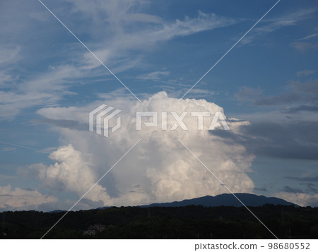 積雨雲 積雨雲 98680552