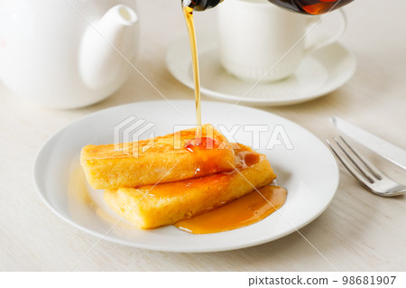 French toast	 98681907