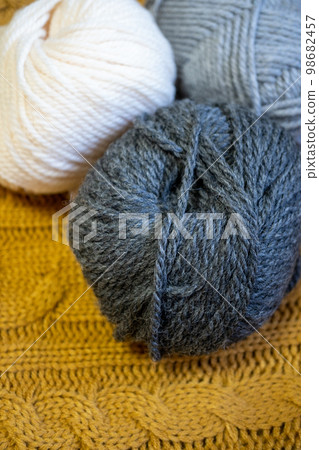 單色紗球針織用形像素材 98682457
