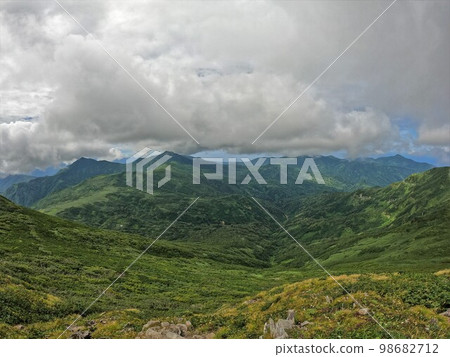 從升官別山山頂眺望的群山 98682712