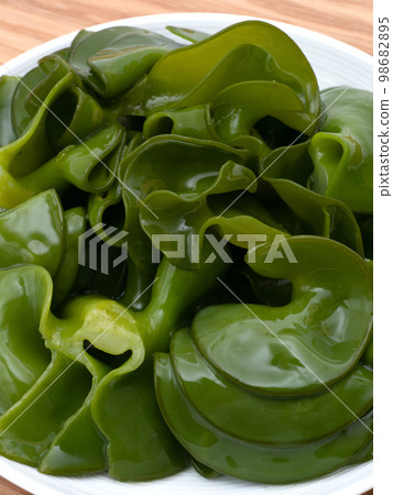 Blanched Mekabu 98682895