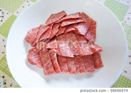 牛肉 98686974