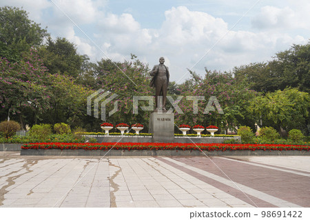 The statue of Lenin in Hanoi, Vietnam The statue of Lenin in Hanoi, Vietnam 98691422