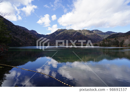 Oku-Nikko Senjogahara Promenade, Lake Yunoko near Yutaki Falls, October 31, 2022 98691537
