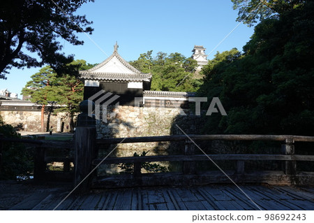 Kazutoyo Yamauchi, the first feudal lord of the Tosa Domain, and his wife Chiyo, who laid the foundation for the national treasure Kochi Castle. Kazutoyo Yamauchi, the first feudal lord of the Tosa Domain, and his wife Chiyo, who laid the foundation for the national treasure Kochi Castle. 98692243
