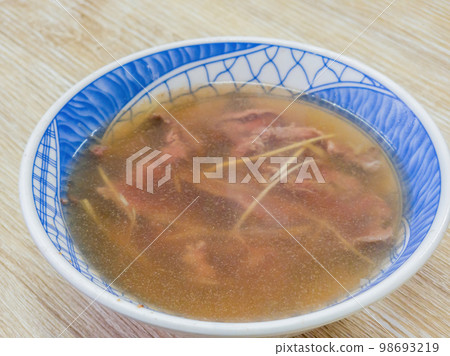 Close up shot of fresh beef soup Close up shot of fresh beef soup 98693219