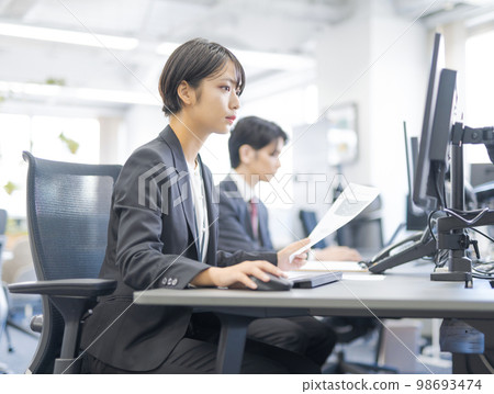  企業形象 98693474