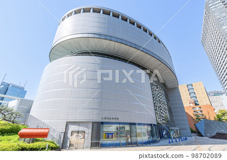 Nakanoshima, Kita Ward, Osaka City, Osaka Prefecture Osaka City Science Museum on a sunny day 98702089