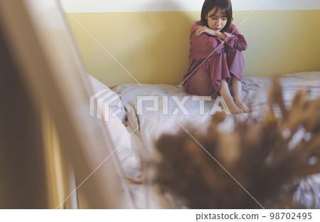 A woman in her 20s spending time at home 98702495