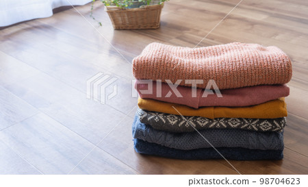 折疊冬衣|洗衣、換洗衣服、回收形象 折疊冬衣|洗衣、換洗衣服、回收形象 98704623