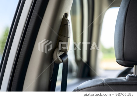 car seat belt 98705193