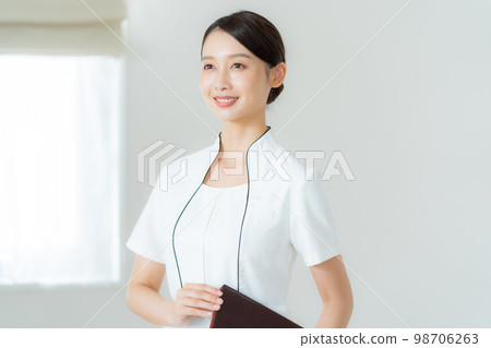 Aestheticians Aestheticians 98706263