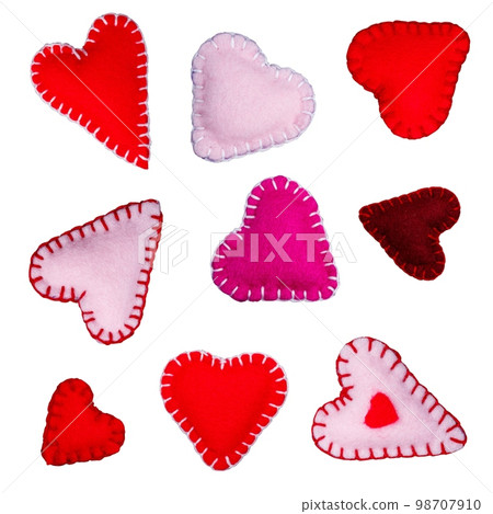 Small felt hearts Small felt hearts 98707910