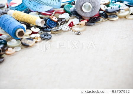 Buttons frame 98707952