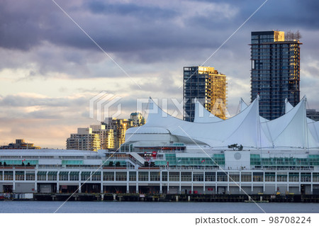 Downtown Vancouver Buildings in Coal Harbour. 98708224
