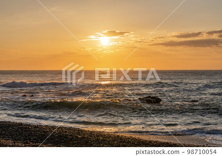 海洋和橙色太陽(自然圖像) 海洋和橙色太陽(自然圖像) 98710054