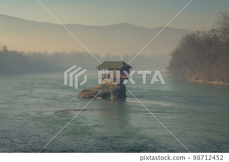 Lonely house on Drina river in Serbia Lonely house on Drina river in Serbia 98712452