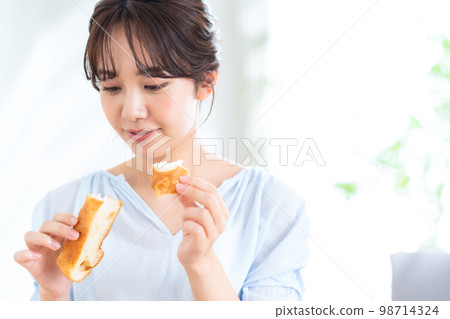 Meals Breakfast Diet Lifestyle Living Women 98714324