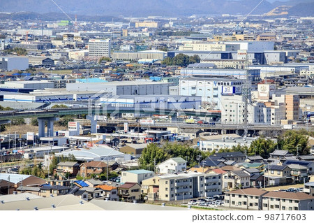 Komaki City Logistics warehouse district viewed from Komakiyama Castle (in the direction of Komaki Interchange) Komaki City Logistics warehouse district viewed from Komakiyama Castle (in the direction of Komaki Interchange) 98717603