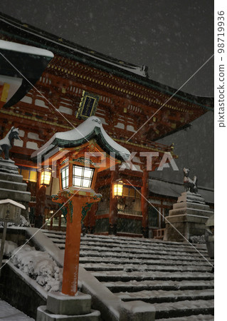 雪妝伏見稻荷大社 98719936