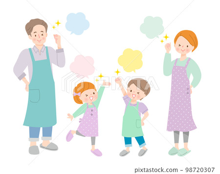 圍裙中一家四口的一組積極面部表情 圍裙中一家四口的一組積極面部表情 98720307