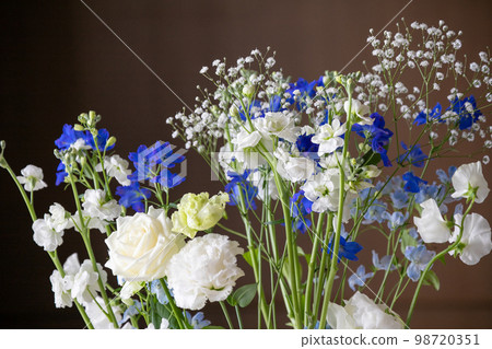 Wedding table decorations blue of happiness reception banquet Wedding table decorations blue of happiness reception banquet 98720351