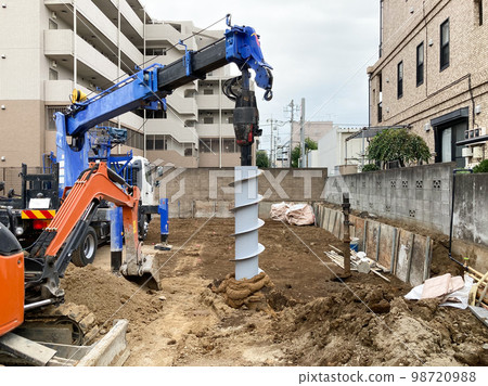 公寓建築工地的無聊地質調查 98720988