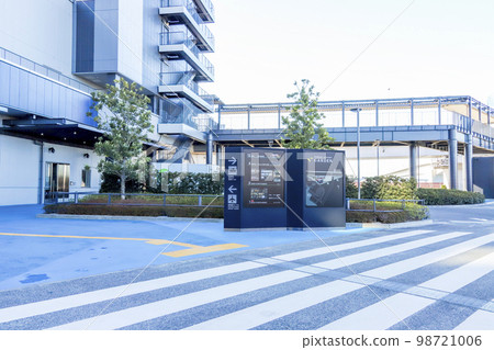 羽田機場花園 停車場 A 和 B 側大堂入口附近 羽田機場花園 停車場 A 和 B 側大堂入口附近 98721006