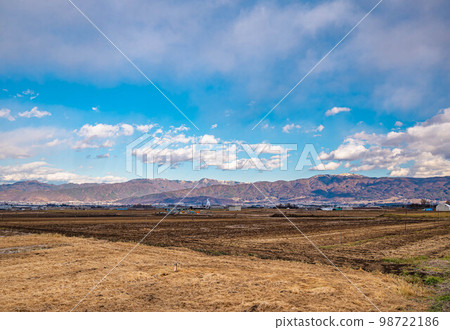 From the countryside of Yamagata Village to Utsukushigahara 98722186