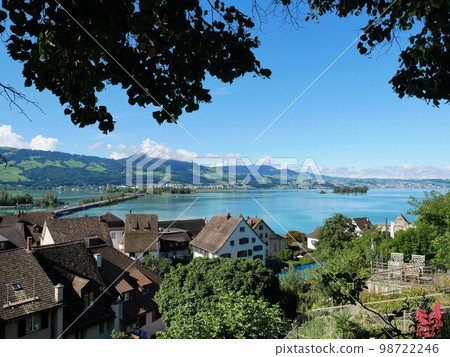 Switzerland Lake Zurich and townscape of Rapperswil Switzerland Lake Zurich and townscape of Rapperswil 98722246