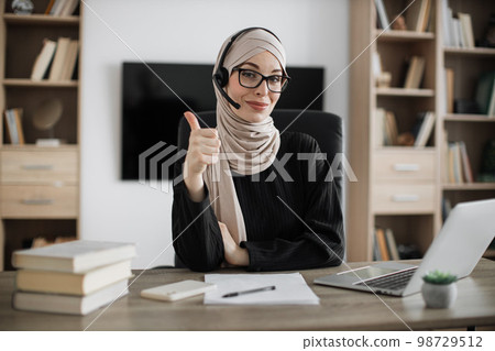 People, overwork, remote, deadline and office work concept 98729512