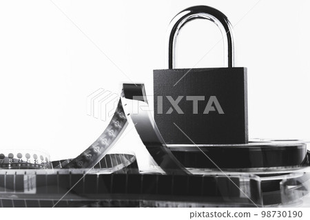 Film rental prohibited. Ad blocking. Film banned. 98730190