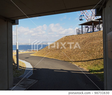 Akashi Kaikyo Bridge from the tunnel Akashi Kaikyo Bridge from the tunnel 98731630
