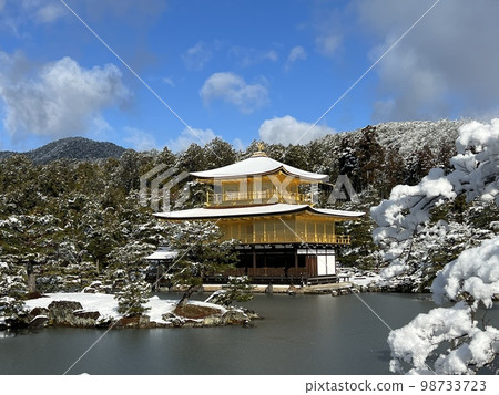 Kinkakuji snow makeup Kinkakuji snow makeup 98733723