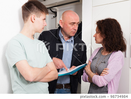 Family meeting with debt collector Family meeting with debt collector 98734984