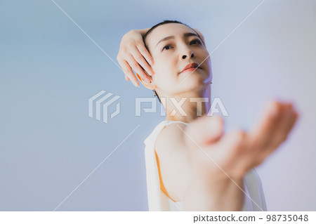 Dancer very short 98735048