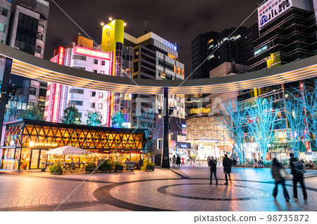 《東京》池袋西口公園的城市夜景・照明 98735872