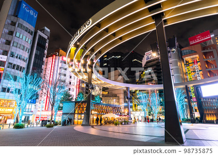 《東京》池袋西口公園的城市夜景・照明 98735875