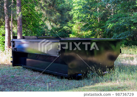 Trash dumpsters metal containers for construction material waste for to recycling 98736729