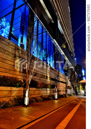 A high-rise office building business area around Shibuya Station Beautiful night view of Solasta lit up A high-rise office building business area around Shibuya Station Beautiful night view of Solasta lit up 98737095