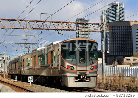 [JR West] Series 323 (Umeda Freight Line: Umeda Signal Station) 98738289