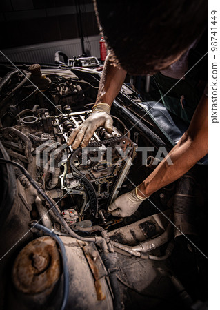 Car repair concept 98741449
