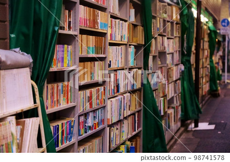 Jimbocho old bookshelf 98741578