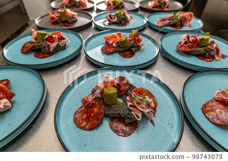 Plate with spanish serrano ham 98743078