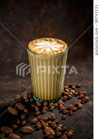 Winter warm spice coffee drink Winter warm spice coffee drink 98743131