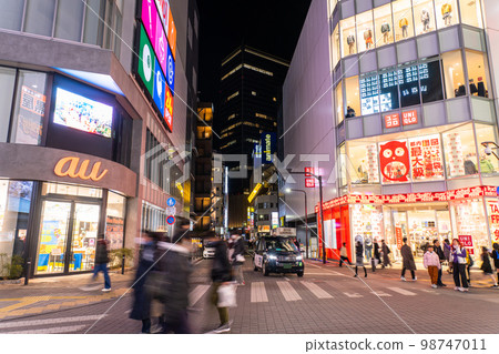 《東京》池袋陽光街・市中心繁華的夜晚 98747011