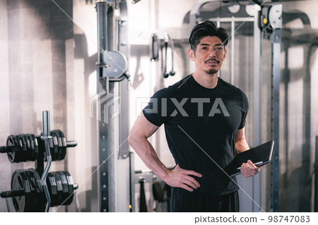 Gym trainer men Gym trainer men 98747083